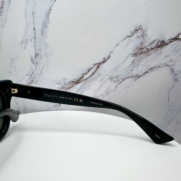 New GUCCI Sunglasses - Picture 6 of 16